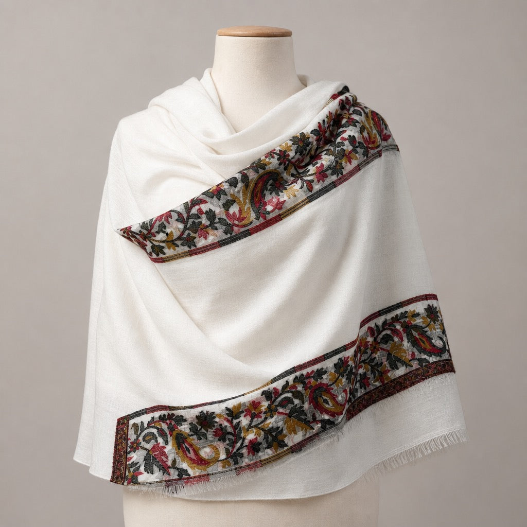 Fine Wool Palla — Cream Red Green — on mannequin