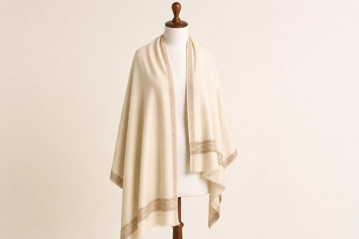 Fine Wool Palla — Cream on mannequin