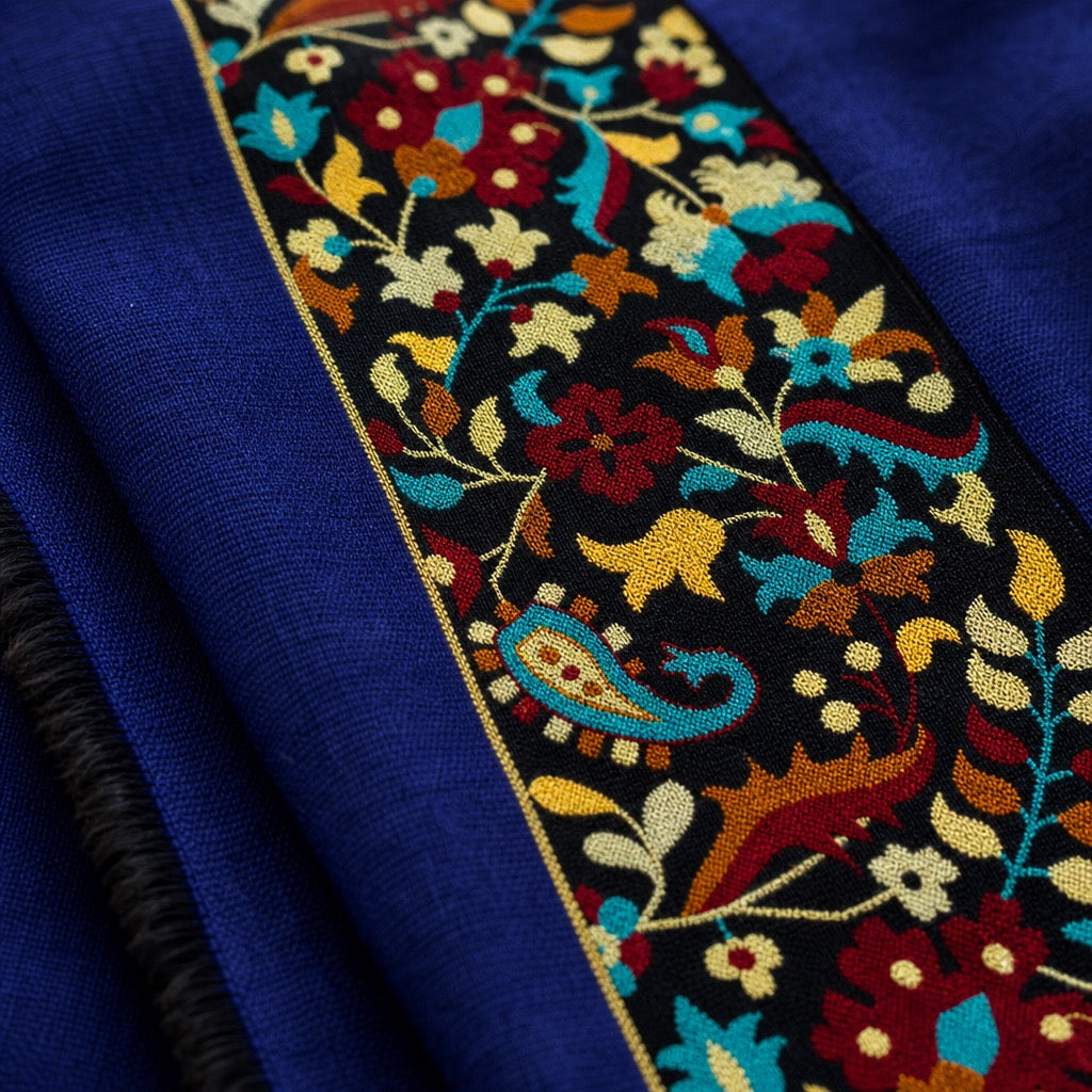 Fine Wool Palla — Navy Turquoise Paisley — detail